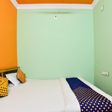 Spot On Devlok Guest House Patna  Kültér fotó