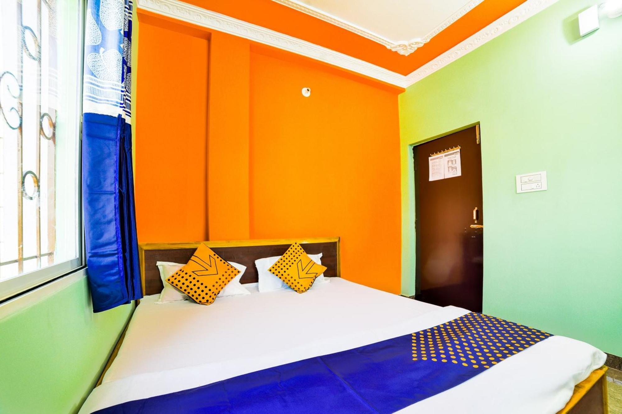 Spot On Devlok Guest House Patna  Kültér fotó