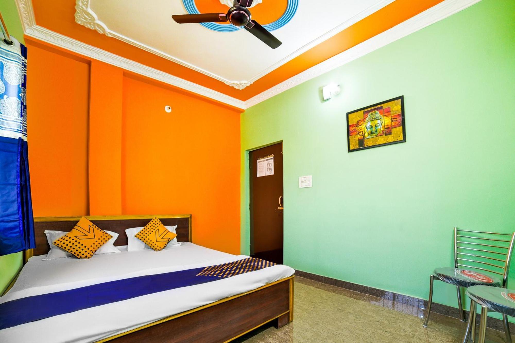 Spot On Devlok Guest House Patna  Kültér fotó